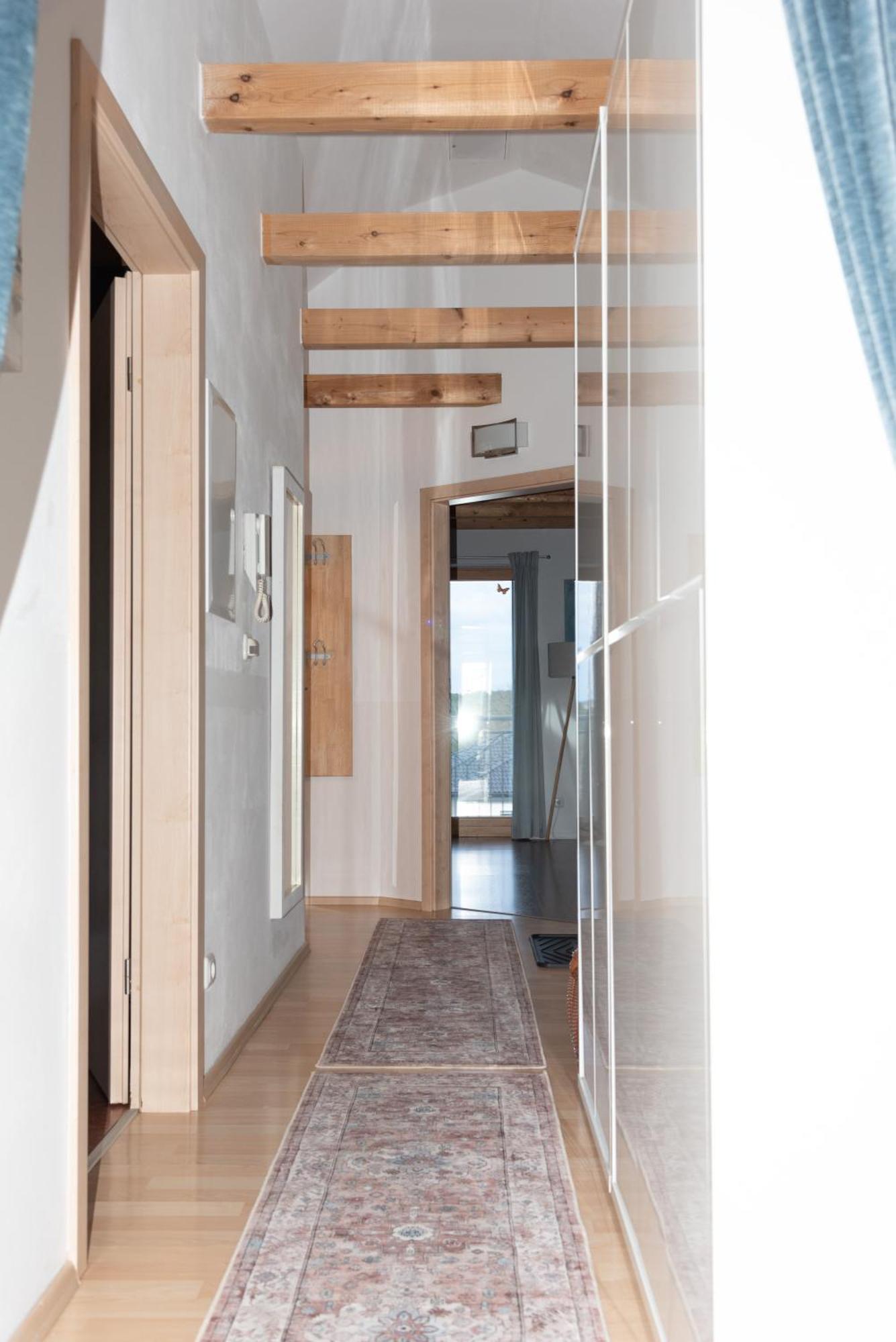 Moderne, Gemuetliche Dg-Wohnung In Ruhiger Lage نينبورغ فورم والد المظهر الخارجي الصورة